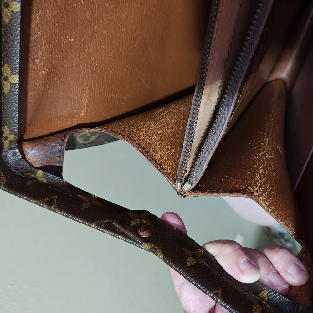 Louis Vuitton Brown Monogram Men's Briefcase - Picture 11 of 15